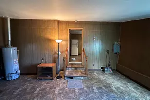 904 E Bridge St, Streator, IL 61364 - Photo 11