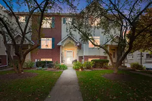 437 E Willow St, Elburn, IL 60119 - Photo 1