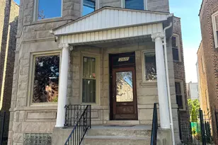 2611 W Walton St, Chicago, IL 60622 - Photo 1