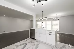 251 N Pleasant Dr, Glenwood, IL 60425 - Photo 9