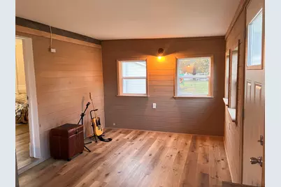 203 N Main Street, Coleta, IL 61081 - Photo 3