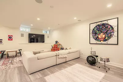 2734 N Racine Avenue, Chicago, IL 60614 - Photo 33