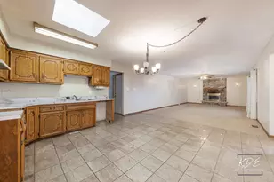 17027 Judy Ct, Oak Forest, IL 60452 - Photo 9