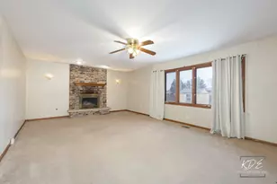 17027 Judy Ct, Oak Forest, IL 60452 - Photo 11