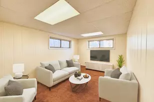 1042 W Central Rd, Mount Prospect, IL 60056 - Photo 11