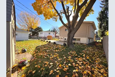 1042 W Central Road, Mount Prospect, IL 60056 - Photo 17