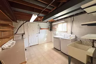 1042 W Central Rd, Mount Prospect, IL 60056 - Photo 13