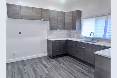 11581 S Lafayette Avenue, Chicago, IL 60628 - Photo 13