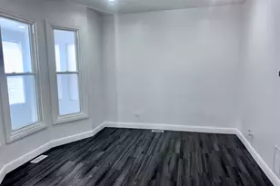 11581 S Lafayette Ave, Chicago, IL 60628 - Photo 7