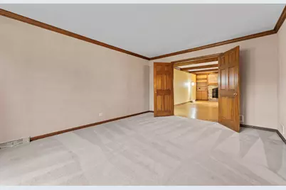 27W154 Chartwell Drive, Winfield, IL 60190 - Photo 9