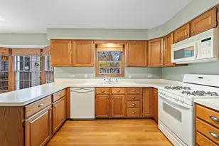 27W154 Chartwell Dr, Winfield, IL 60190 - Photo 25