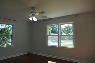 123 N Glenwood Ave, Glenwood, IL 60425 - Photo 9