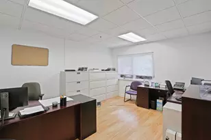 1N131 County Farm Rd, Winfield, IL 60190 - Photo 11