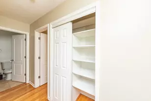 225 Custer Ave, Evanston, IL 60202 - Photo 11