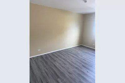 495 Sidney Avenue #D, Glendale Heights, IL 60139 - Photo 5