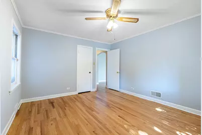 9400 S Calumet Avenue, Chicago, IL 60619 - Photo 17