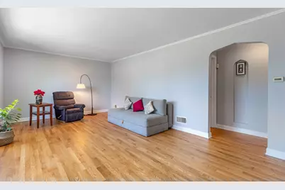 9400 S Calumet Avenue, Chicago, IL 60619 - Photo 9