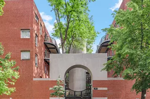 5400 S Hyde Park Blvd, Chicago, IL 60615 - Photo 1