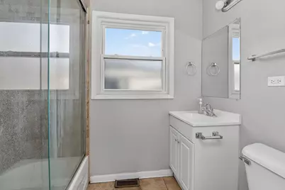 1800 S Cora Street, Crest Hill, IL 60403 - Photo 17