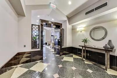 111 W Maple Street #2803, Chicago, IL 60610 - Photo 33