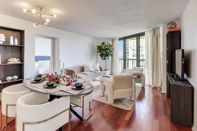 111 W Maple Street #2803, Chicago, IL 60610 - Photo 3