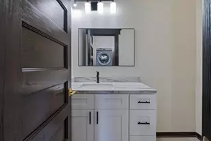 442 E 48th St, Chicago, IL 60615 - Photo 19