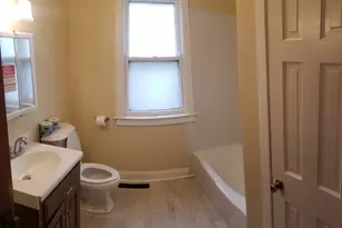1811 S Komensky Ave, Chicago, IL 60623 - Photo 11
