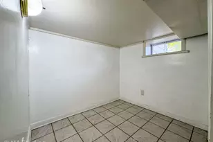 8S057 S Vine St, Burr Ridge, IL 60527 - Photo 25