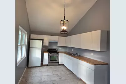 11952 S Prairie Avenue, Chicago, IL 60628 - Photo 5