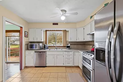 1206 N Hershey Road, Bloomington, IL 61704 - Photo 9