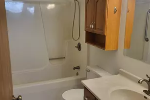 434 E Exchange St, Sycamore, IL 60178 - Photo 11