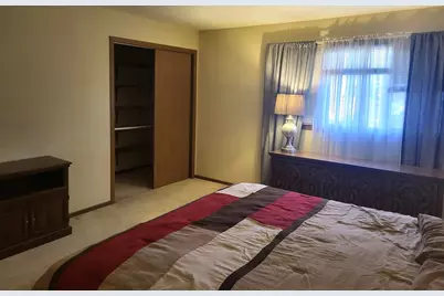 434 E Exchange Street #2, Sycamore, IL 60178 - Photo 9