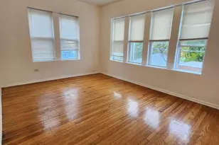 7835 S Saginaw Ave, Chicago, IL 60649 - Photo 9