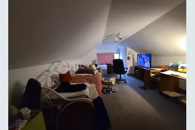 8319 S Crandon Avenue, Chicago, IL 60617 - Photo 9