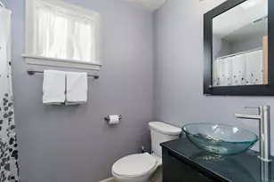 1155 S 5th St, Dekalb, IL 60115 - Photo 11