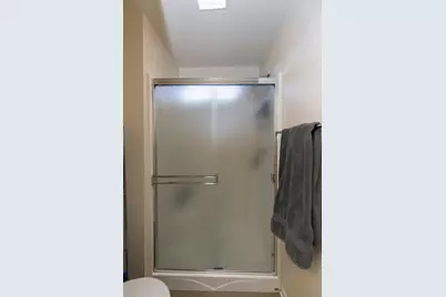 1155 S 5th Street, Dekalb, IL 60115 - Photo 17