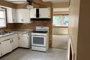 11723 S Throop St, Chicago, IL 60643 - Photo 5