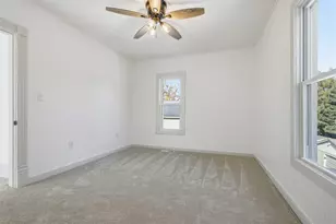 1006 S East St, Bloomington, IL 61701 - Photo 23