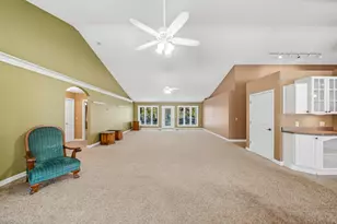 15207 Henry Rd, Morrison, IL 61270 - Photo 5