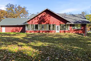 15207 Henry Rd, Morrison, IL 61270 - Photo 31