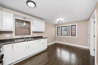 5428 S Laramie Avenue, Chicago, IL 60638 - Photo 9