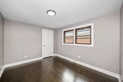 5428 S Laramie Avenue, Chicago, IL 60638 - Photo 7
