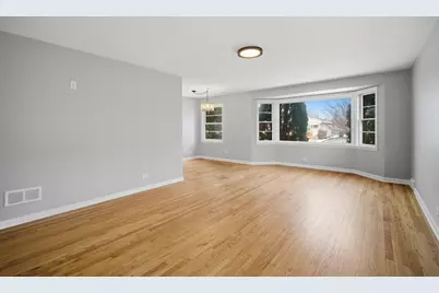 2091 Sherwin Avenue, Des Plaines, IL 60018 - Photo 3