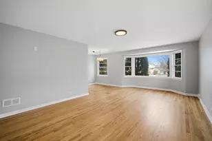 2091 Sherwin Ave, Des Plaines, IL 60018 - Photo 3