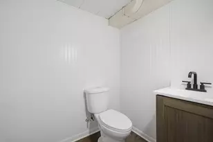 2091 Sherwin Ave, Des Plaines, IL 60018 - Photo 17