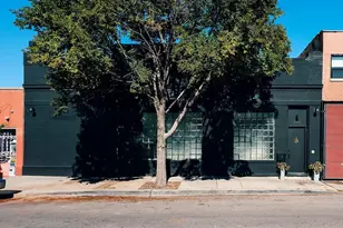 3146 W Chicago Ave, Chicago, IL 60622 - Photo 1