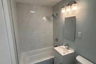 23 Oak Ln, Park Forest, IL 60466 - Photo 9