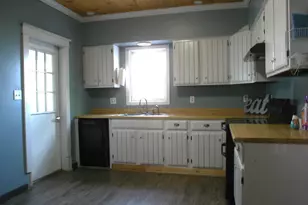 1312 S Peoria Ave, Dixon, IL 61021 - Photo 5