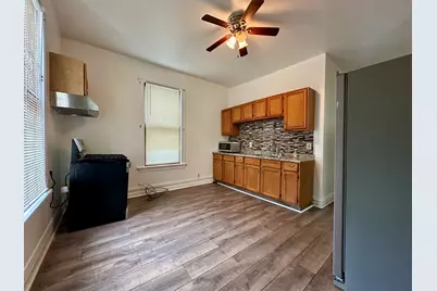 10749 S State Street, Chicago, IL 60628 - Photo 15
