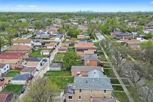 9632 S Yale Ave, Chicago, IL 60628 - Photo 33